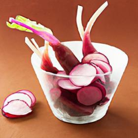 Brighten Bites: The Art of Quick Pickled Radishes Explained