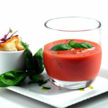 Chilled Delight: Enjoy Gazpacho Fresh from Your Thermos