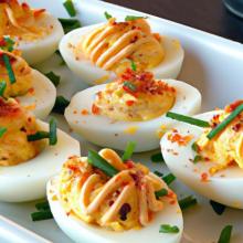Fiery Flavor: Spicy Deviled Eggs with Sriracha Kick