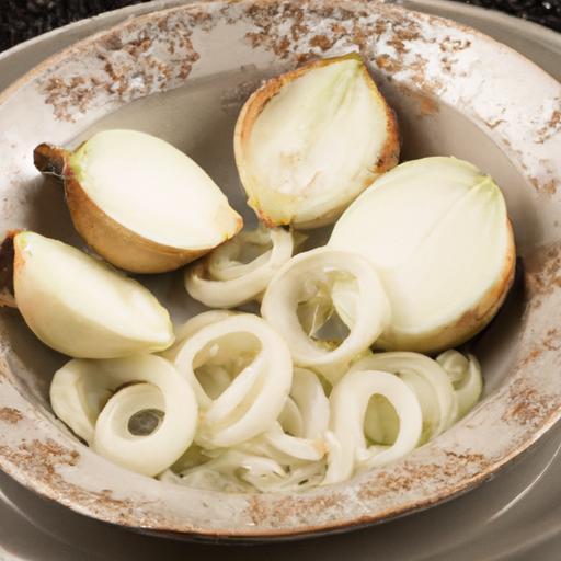 Timeless Taste: The Art of Classic Creamed Onions Unveiled