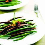 Bright and Crisp: How to Blanch Green Beans for Salad Bliss