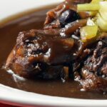 Meltingly Tender Oxtail: Easy Slow Cooker Delight Recipe
